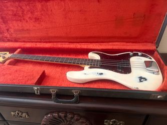 Vintage Electric Bass Guitar with Hard Case