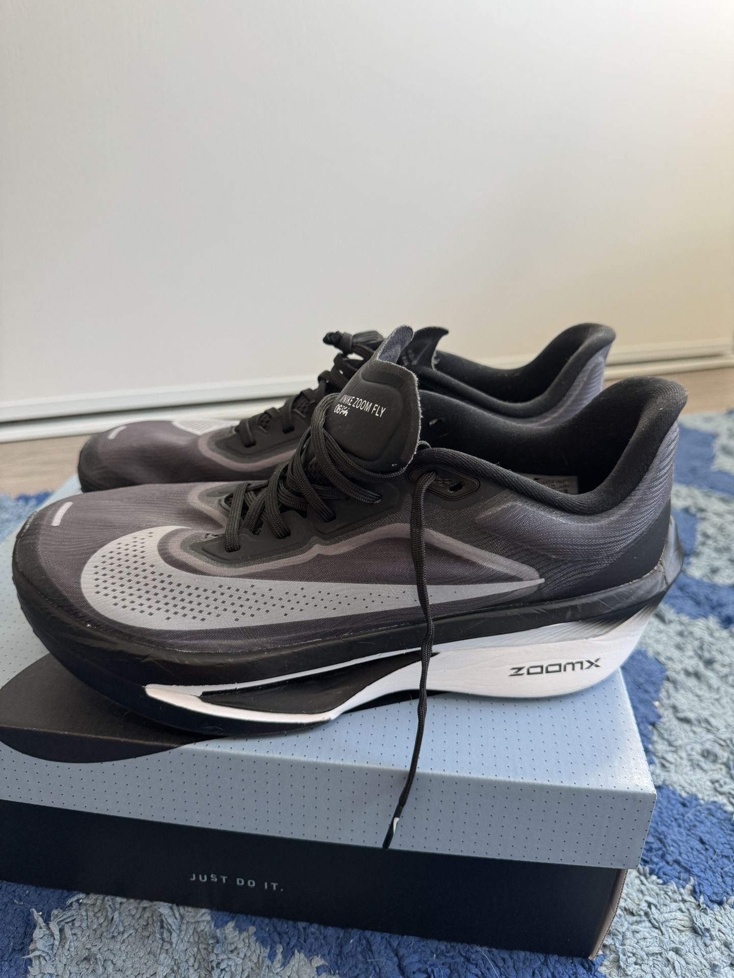 Tenis Nike Zoom Fly