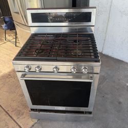 Kitchen aid Stove 