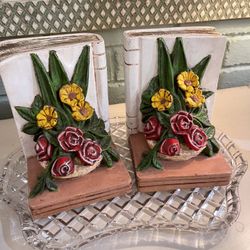Vintage Red And Yellow Flower Chalk Bookends, Books And Flowers  No Chips