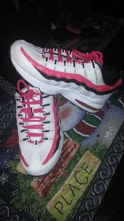 Shoe