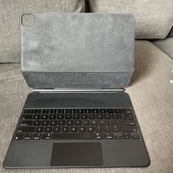 iPad Pro Magic Keyboard 12.9” (M1 2021 & M2 2022)