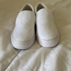 womans nike court royal AC SLIP size 8.5
