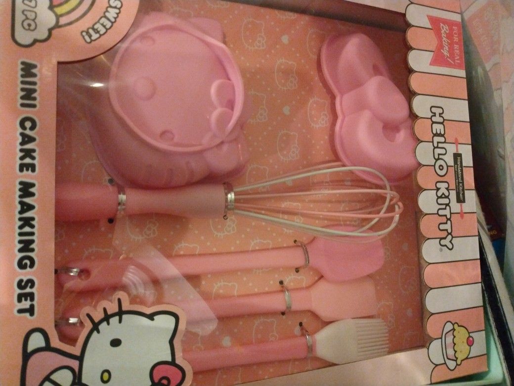 Hello Kitty  Baking Supplies