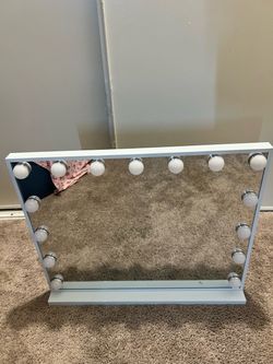 Vanity mirror