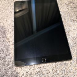 Apple iPad 10.2-inch Wi-Fi 64GB (2021, 9th Generation) - Space Gray