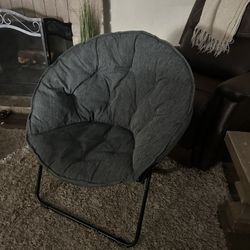 chair like new folds