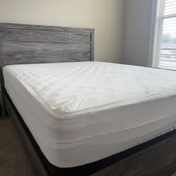 Bedroom Set Including Mattress And Bedspring Size Queen