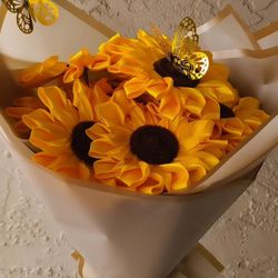 Sunflowers 🌻💐