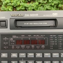 Tascam DA- 98HR Digital Multi Track Recorder with Analog & Digital Cards