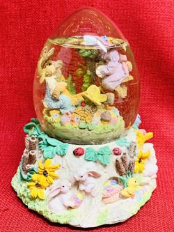 Mercuries 1994 Poly-resign Springtime Easter Bunny Sparkle Globe Egg 4 1/2”Dx6”T