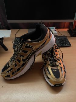 Nike P-6000 Metallic Gold/Black Men’s Size 11.5 Like New
