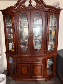 Large Ornate Wood China Cabinet / Display Hutch