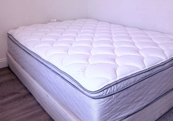 Serta Perfect Sleeper Presidential Suite X Euro Pillow Top Queen Mattress