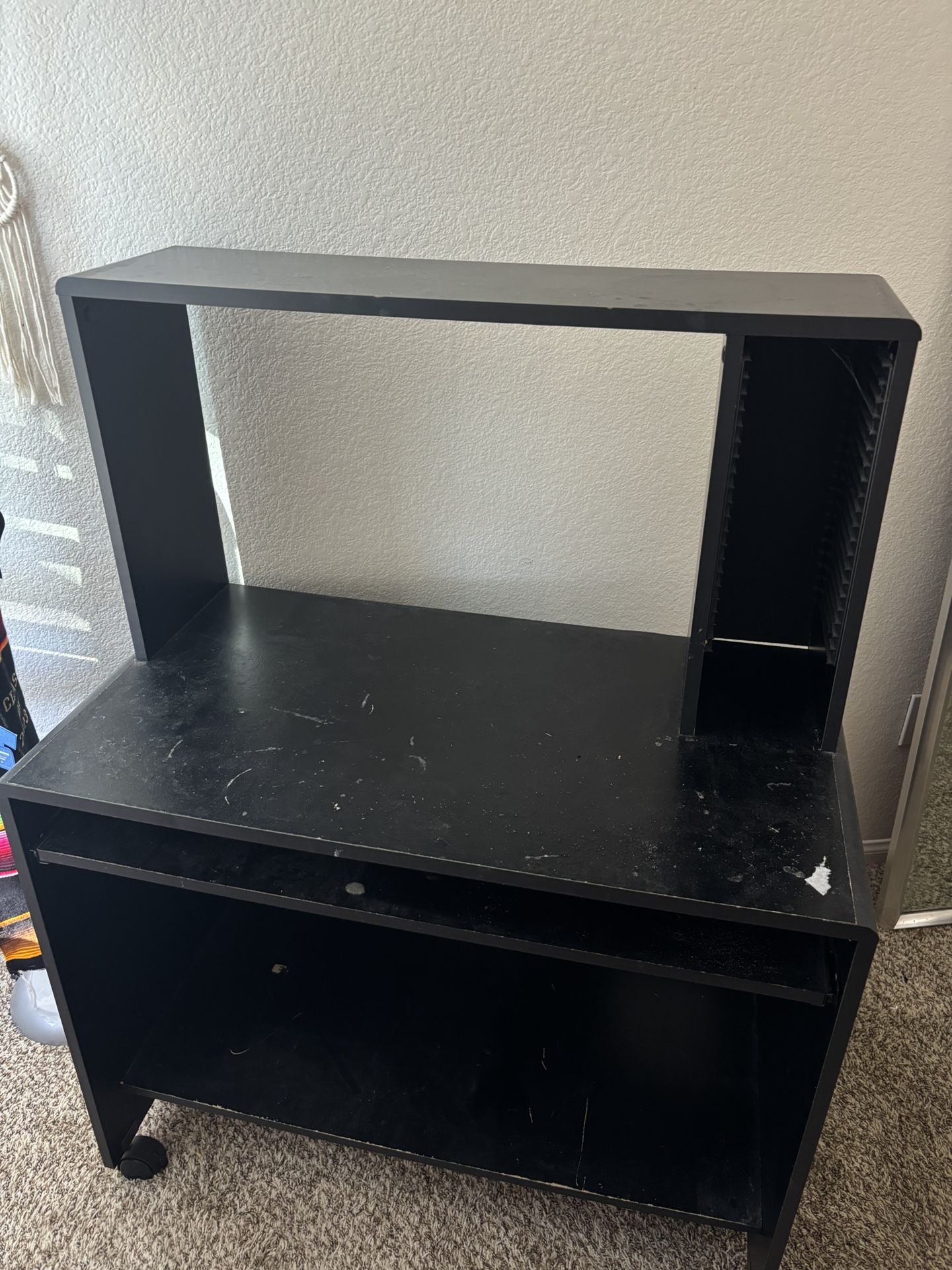 black desk top table 
