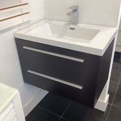 30” Bathroom Vanity Cabinet Wall mount New With Top Sink Integrated Ready For Pick Up Today