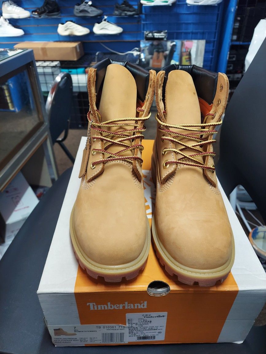 Women's Timberland Boots