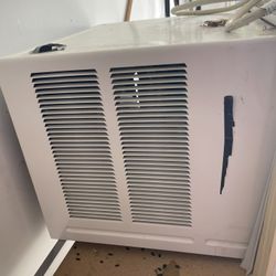 Indoor AC Unit With Remote Control 