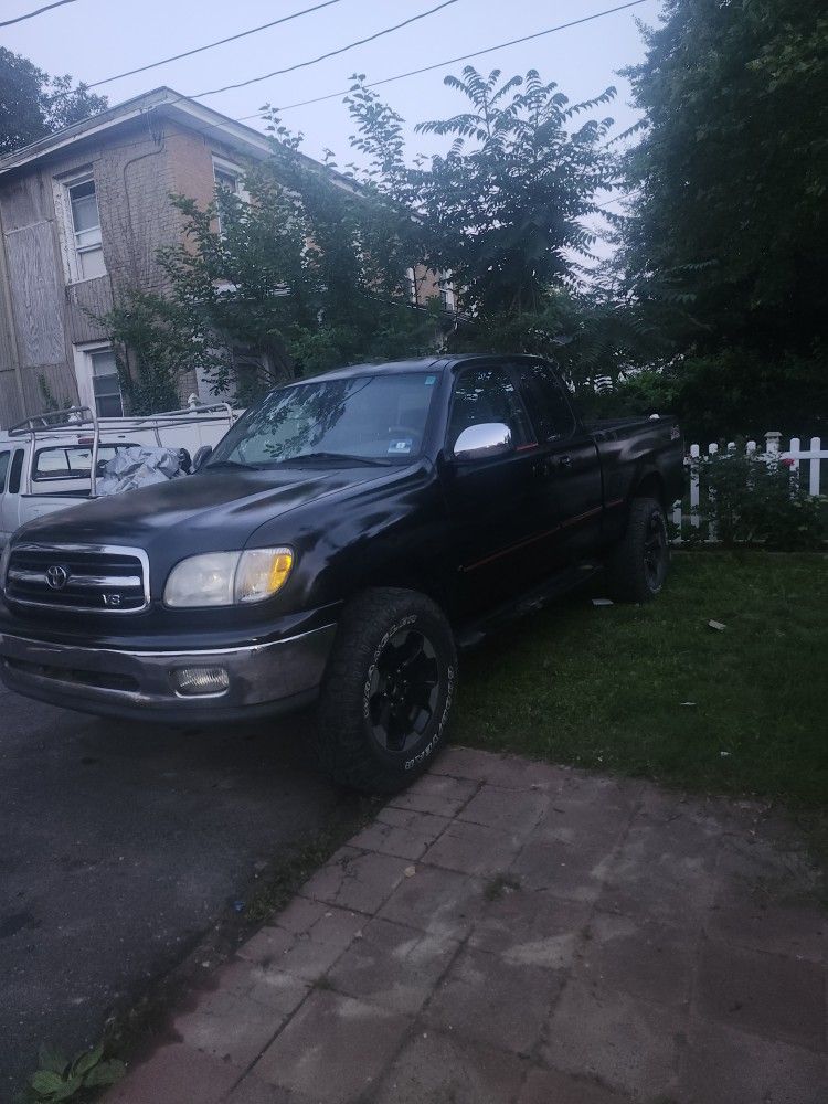 Toyota Tundra 4x4 