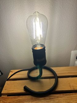 Industrial Edison Bulb Table Lamp – Black Spiral Base