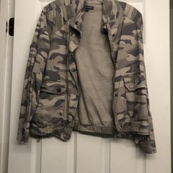 Women’s Camo Jacket