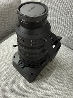 Sony lens