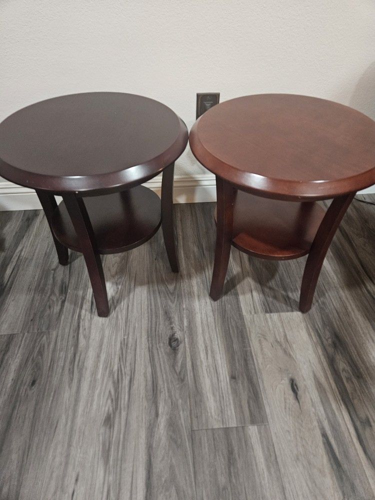 2 End Tables