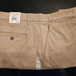 TRICOTS RAPHAEL Desert Chino Shorts