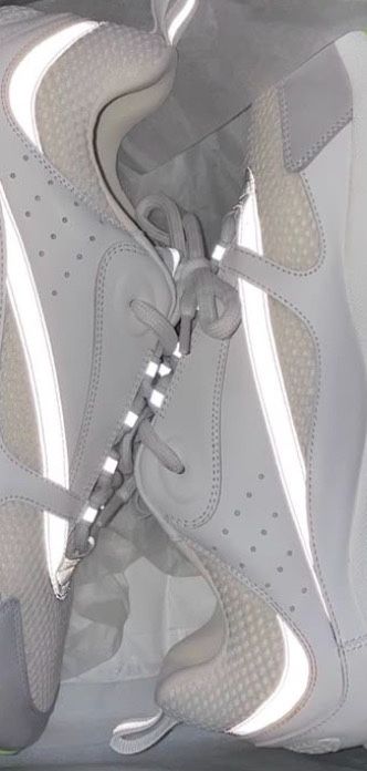 Dior B22s White