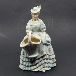 Vintage Beautifu Porcelain Ceramic Woman Figurine Bud Vase Made in 
Japan. Pre-owned, good shape, no chips or cracks. Some crazing (see the 
photos). 