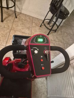 Electeic mobility scooter