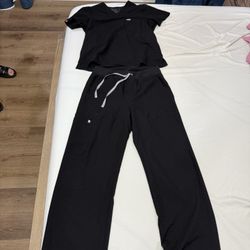 Women’s Figs Scrubs