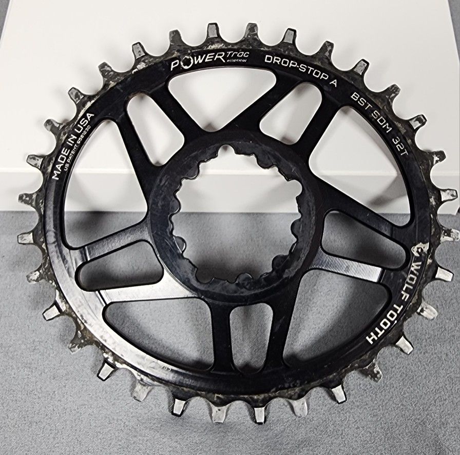 Oval
Direct
Mount
Chainrings
for
SRAM
3-Bolt
Mountain
Cranks
OVAL-SDM30-BST-SH12 Drop Stop-A