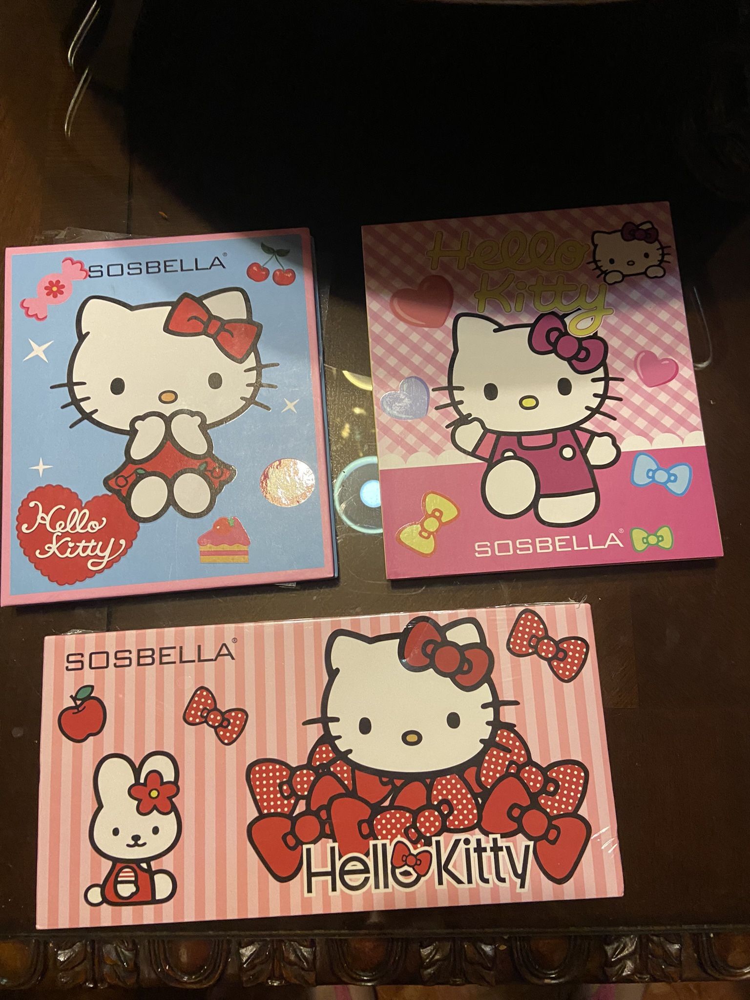 Hello Kitty Pallets 