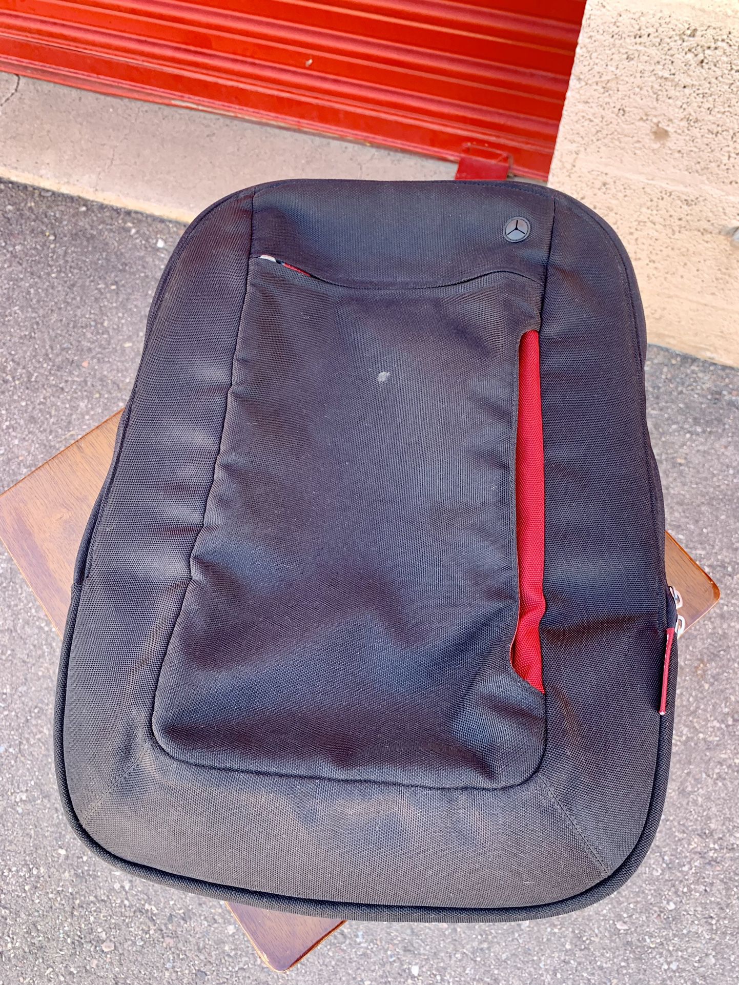 Belkin F8N159EABR Carrying Case (Backpack) for 17" Notebook, Cabernet