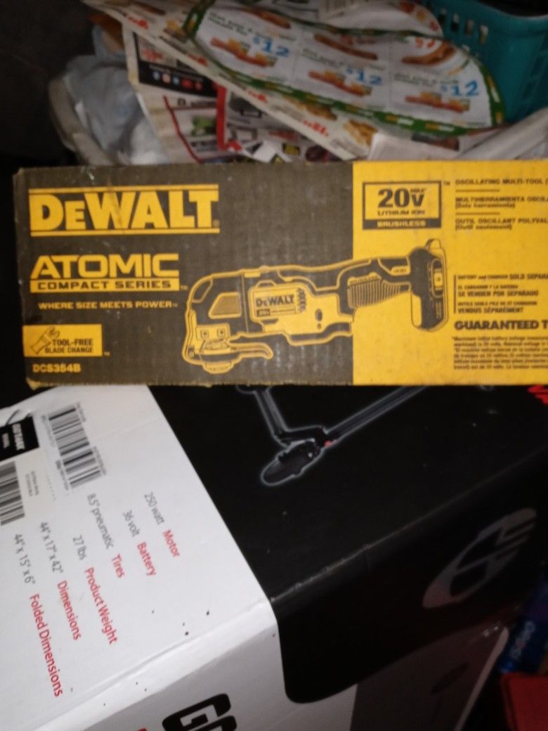 DeWalt Atomic Compact Series Oscillating Multi Tool