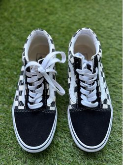 Vans Old Skool Checkerboard - Women’s 7.5 / Men’s 6.0 (Good Condition)