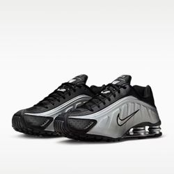 Nike Shox R4