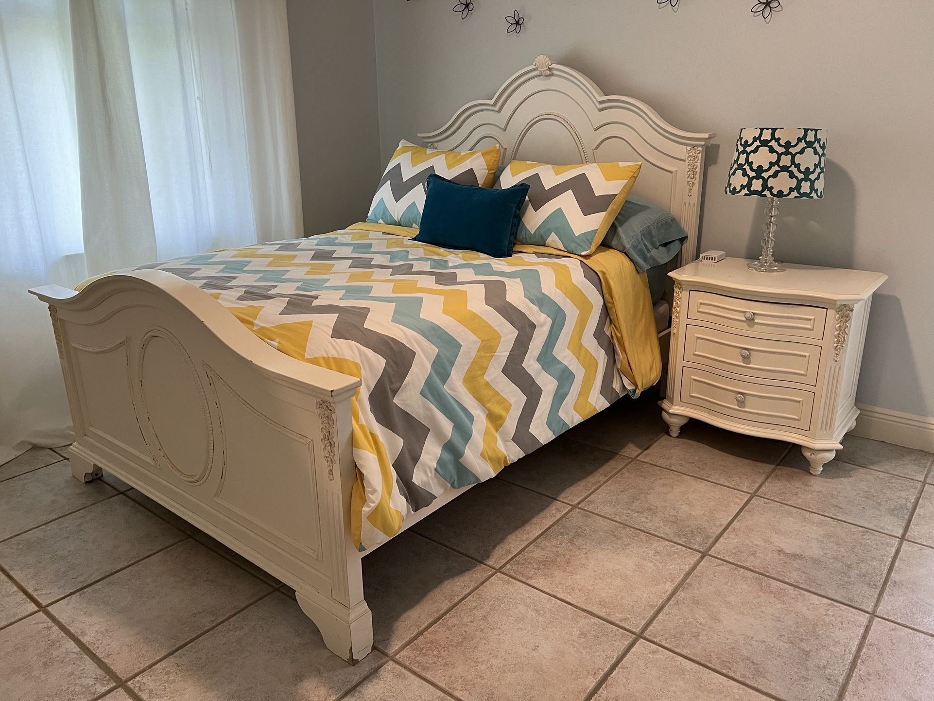 El Dorado Furniture White Bedroom Set includes Full Size Bed, Dresser, Desk & Chair, and Night Stand