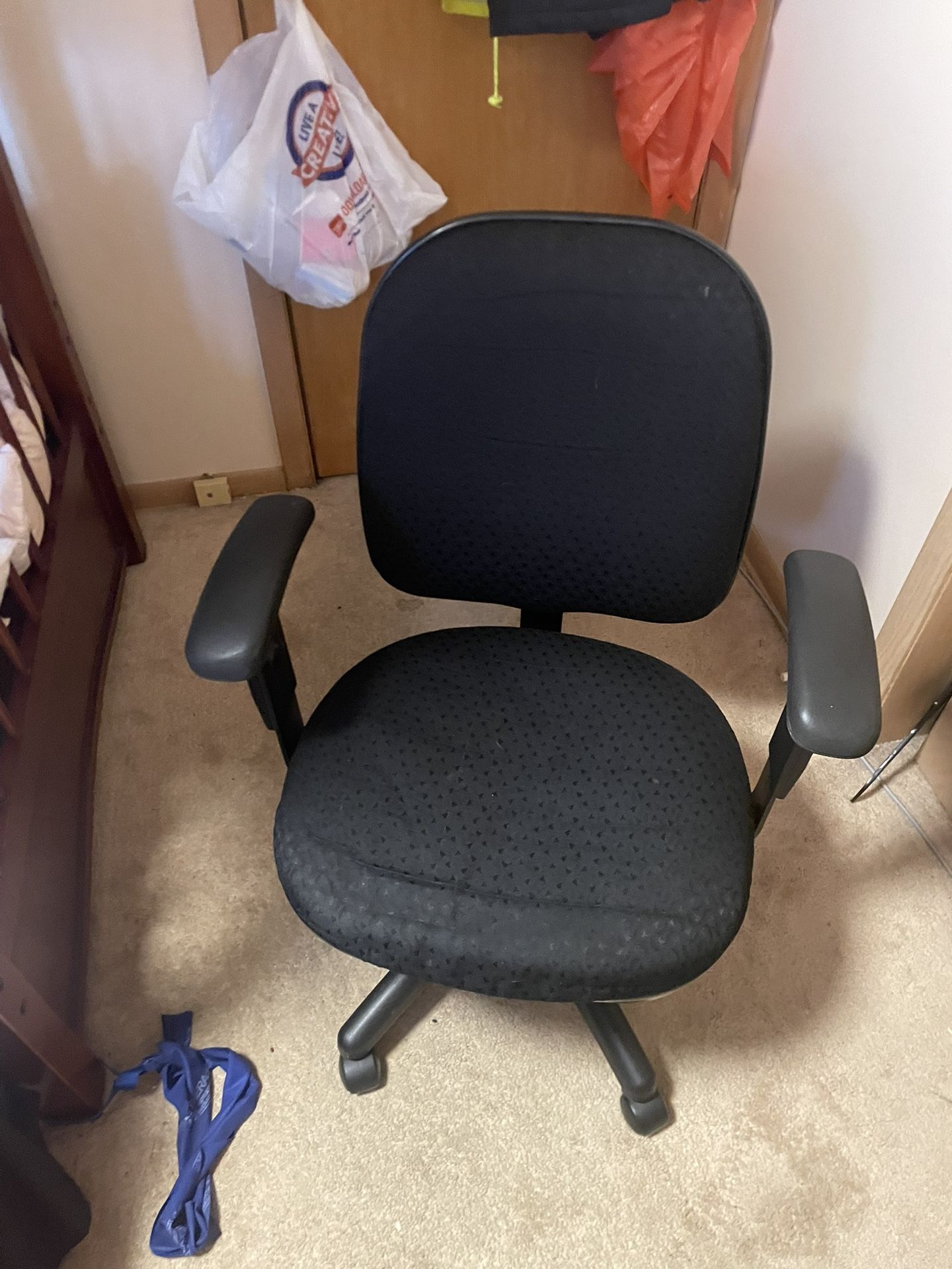 Adjustable Office Chair 