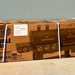 Brand new Char-Griller Double Play 1,260 sq., in. 3-Burner Gas and Charcoal Grill in Black 