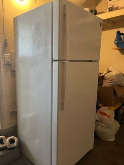 Refrigerator for sale