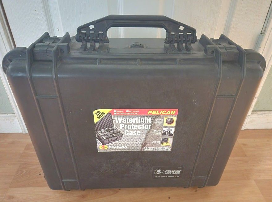 Pelican 1550 Protective Hard Case