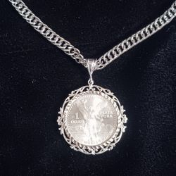 Medallion Neckless