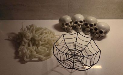 Halloween Decor