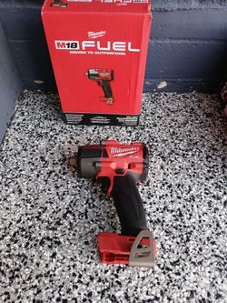 IMPACT WRENCH 1/2 MILWAUKEE TOOL ONLY