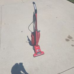 Dirt Devil Broom Vacuum 