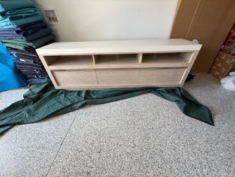 Bernhardt Solaria TV stand