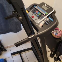 Xterra TR150 Treadmill - Slightly Used - Great Condition