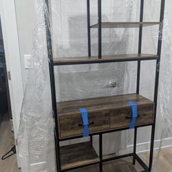 Bookcase / shelf unit